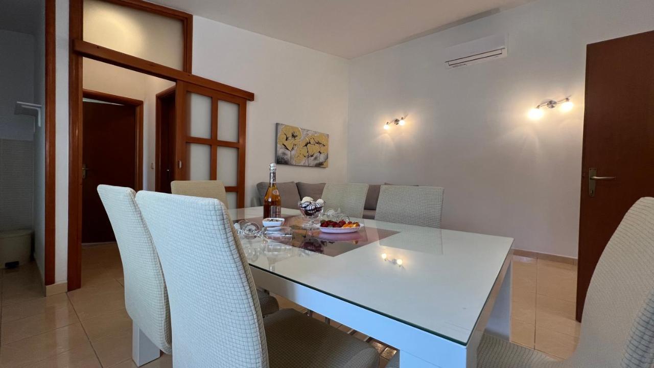 House Roca Apartment Vodice Bagian luar foto