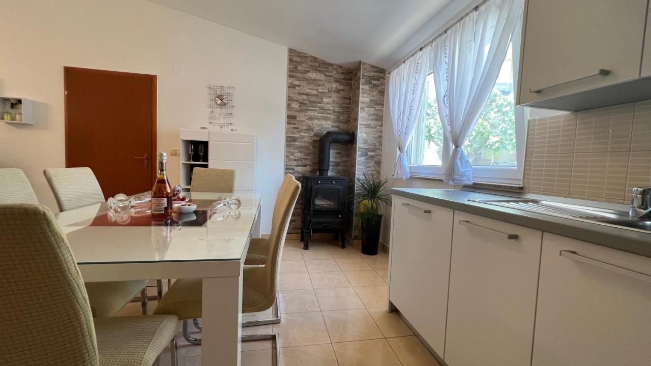 House Roca Apartment Vodice Bagian luar foto