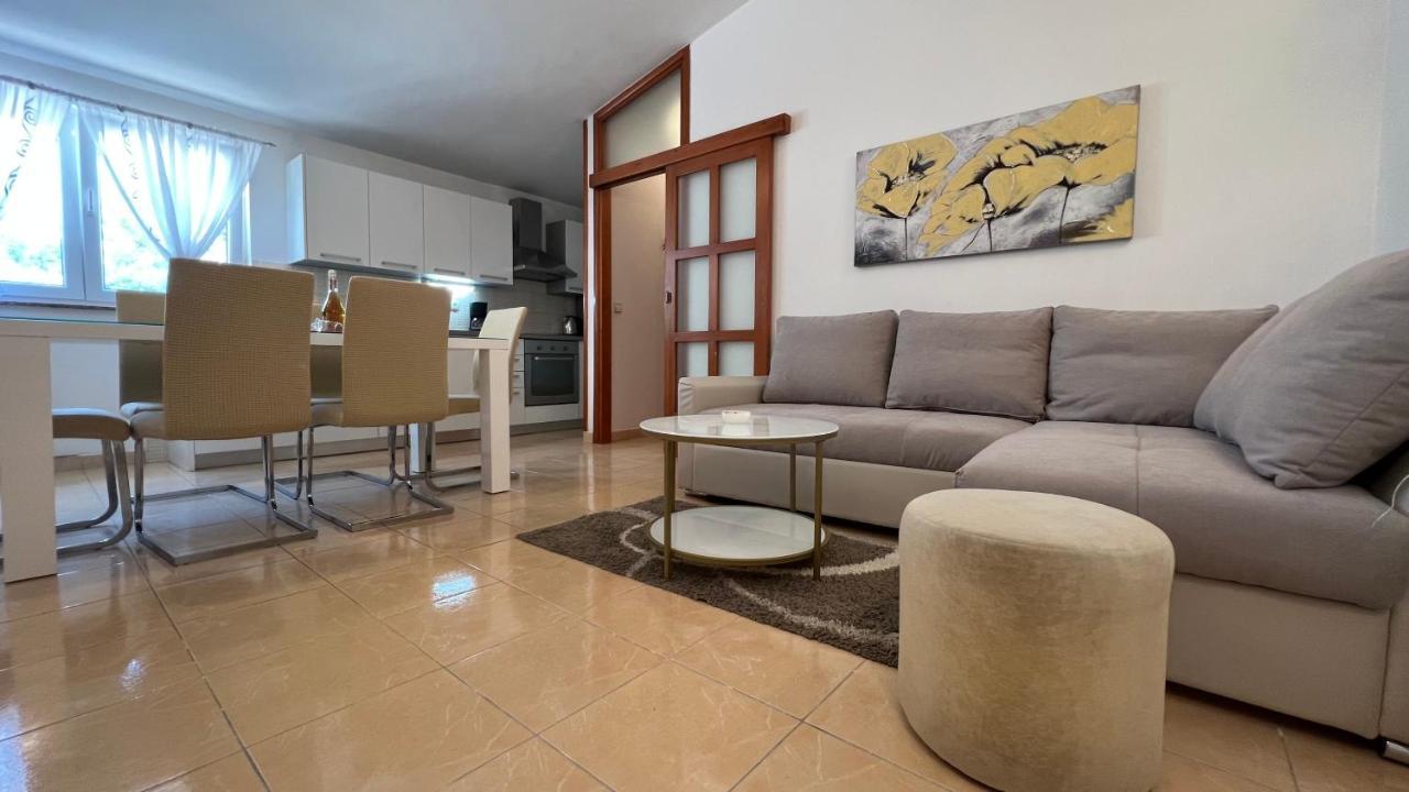 House Roca Apartment Vodice Bagian luar foto