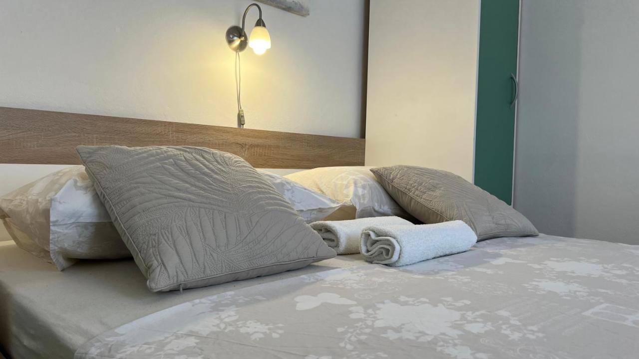 House Roca Apartment Vodice Bagian luar foto