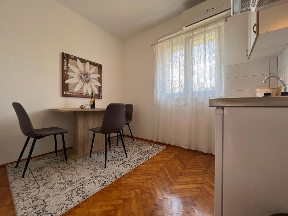 House Roca Apartment Vodice Bagian luar foto