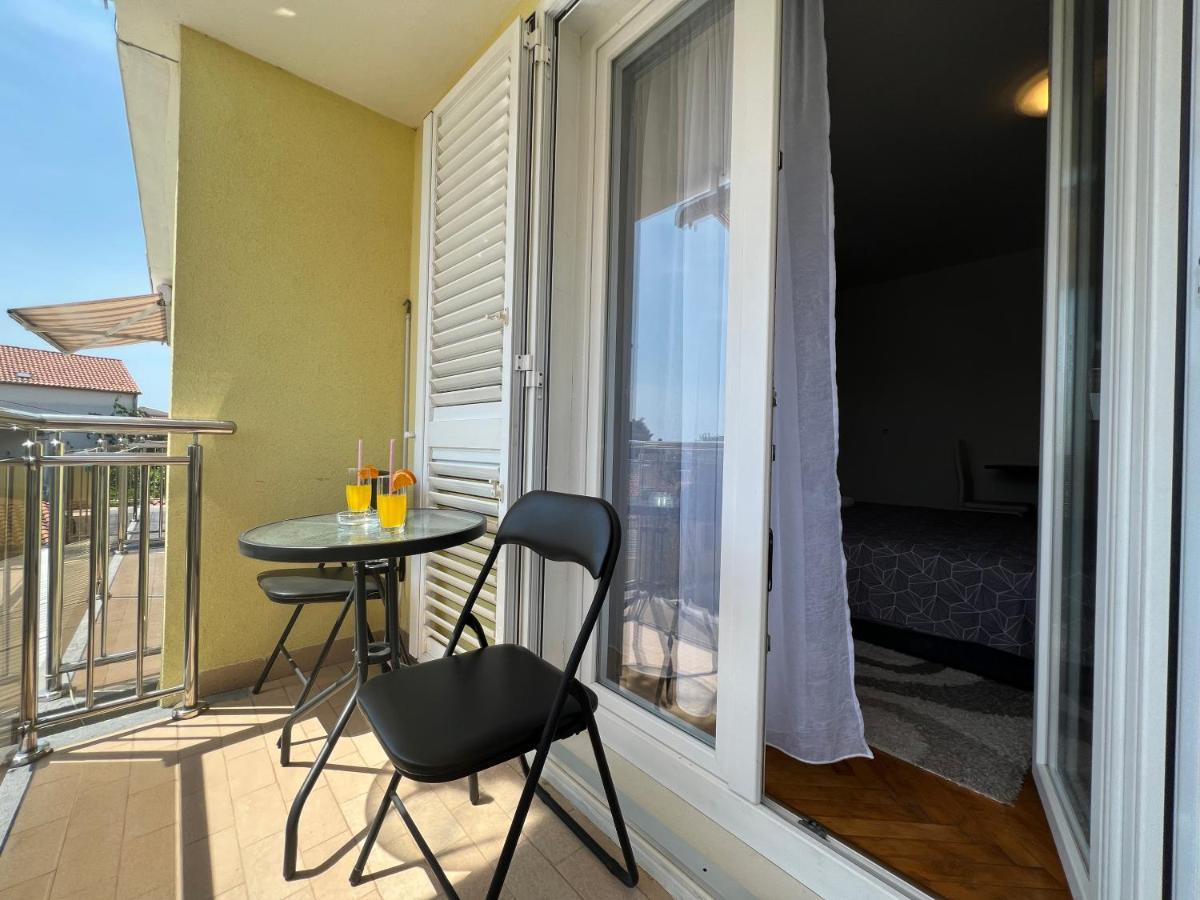 House Roca Apartment Vodice Bagian luar foto