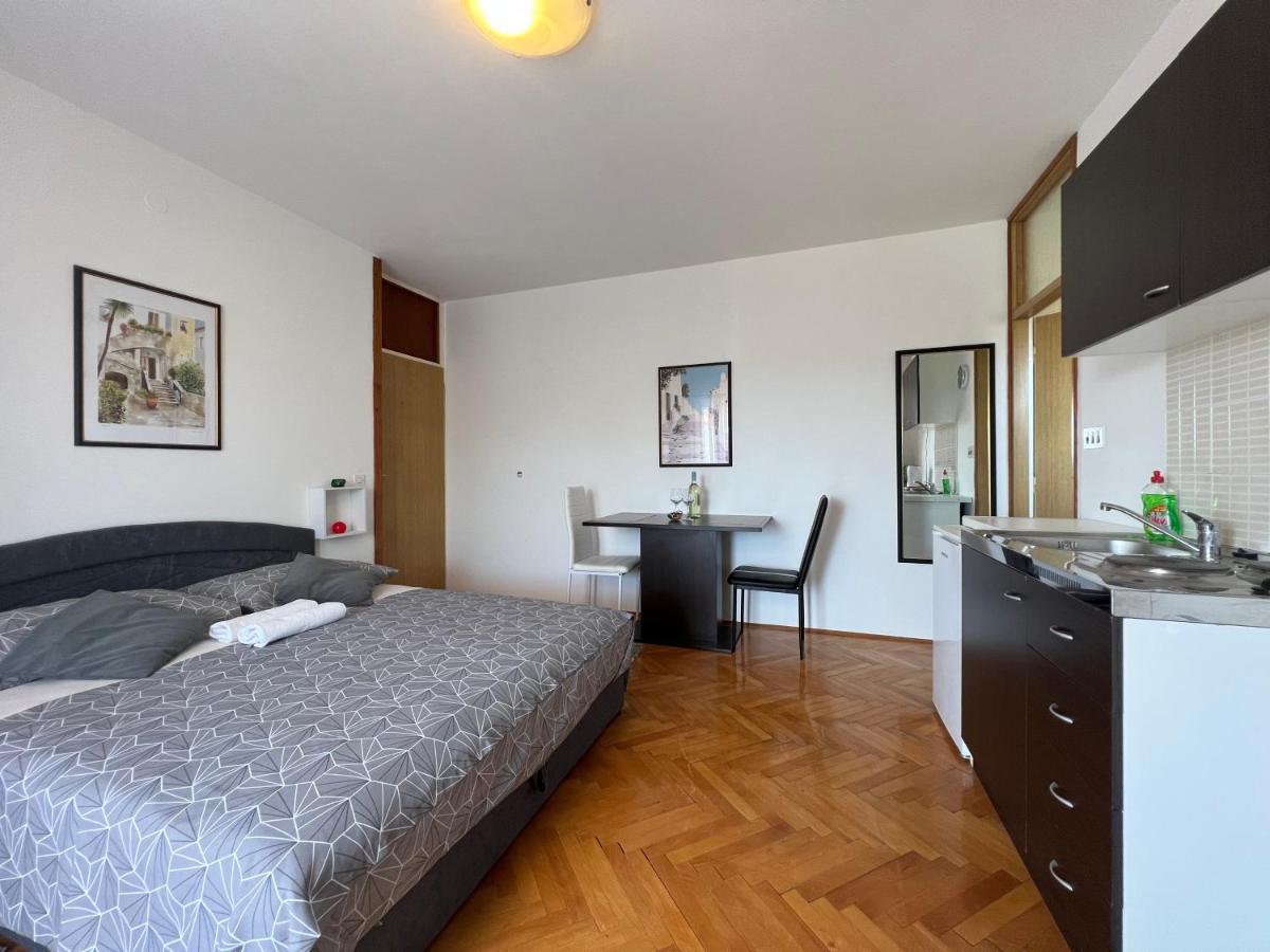 House Roca Apartment Vodice Bagian luar foto