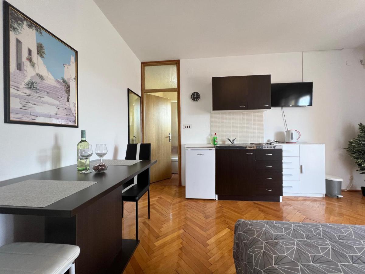 House Roca Apartment Vodice Bagian luar foto